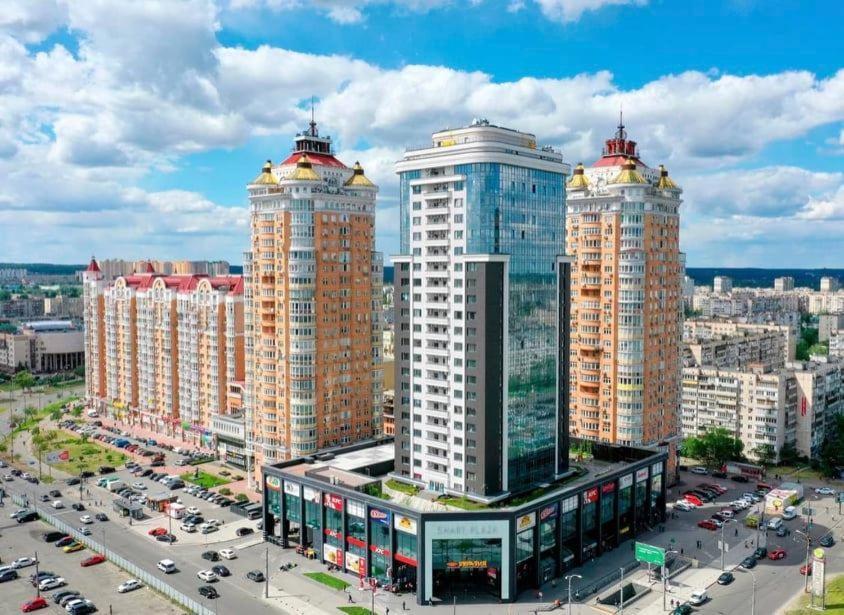 Vip Apartment 120M2 With Panoramic Windows, 22 Floor. Obolon Kiev Ngoại thất bức ảnh